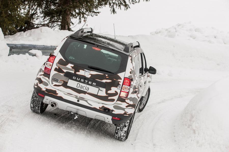 Dacia Duster Brave 2014 года  (IT) (фото 21 из 42)